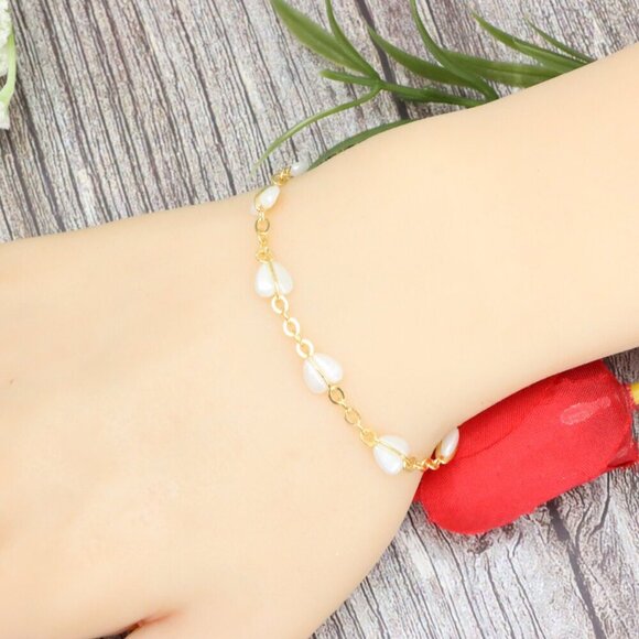 "Trendy Handmade Bracelet – A Stylish Gift for Women & Girls, MAR091194 - Picture 5 of 10